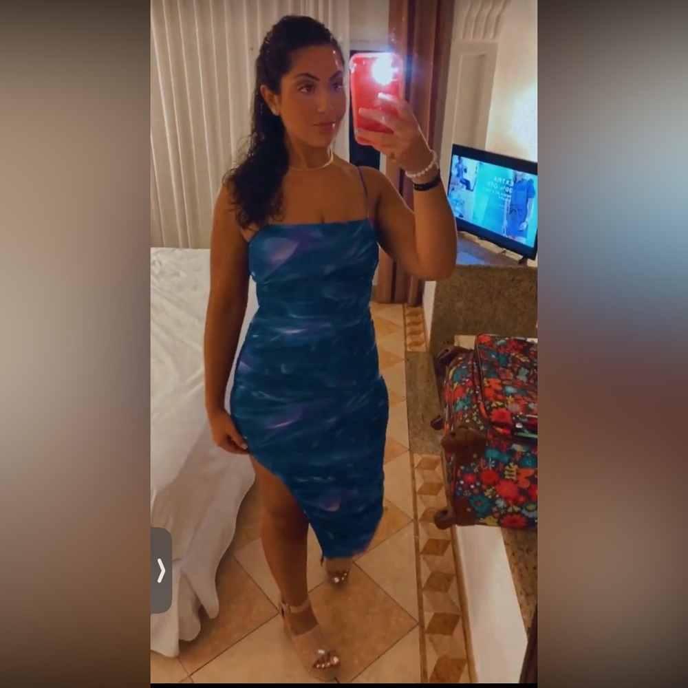 Blue dress